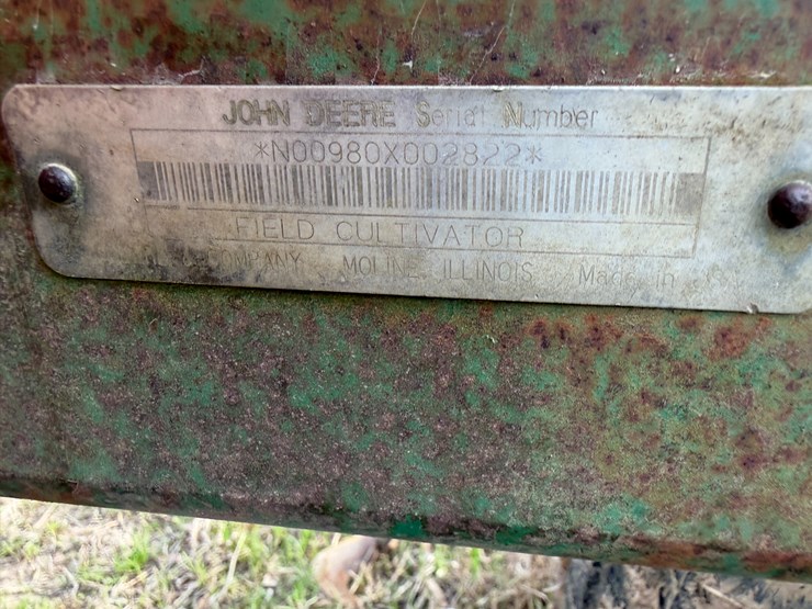 john-deere-38-image-61