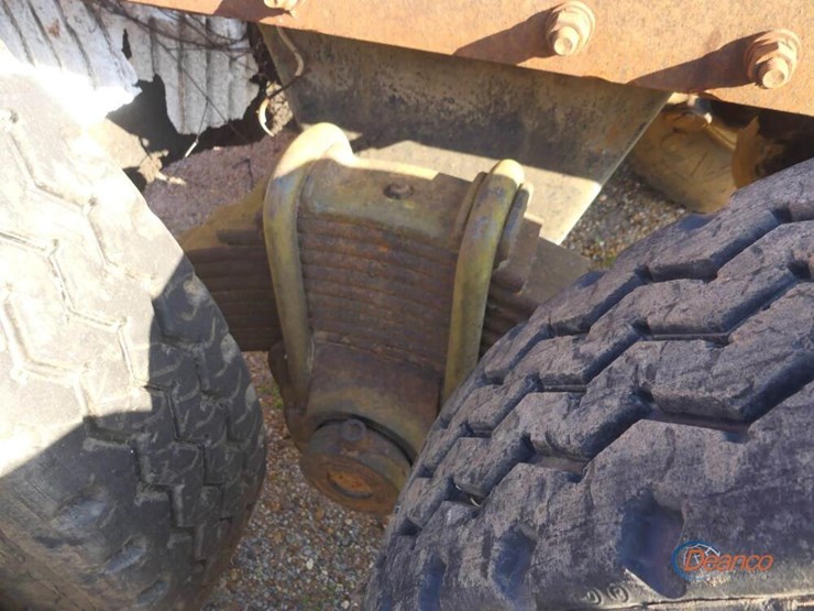 1981-mack-r685st-image-5