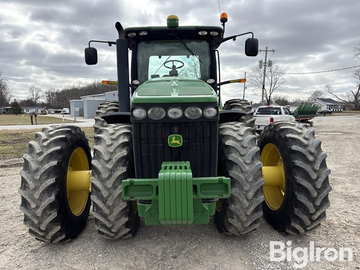 john-deere-8320r-image-2