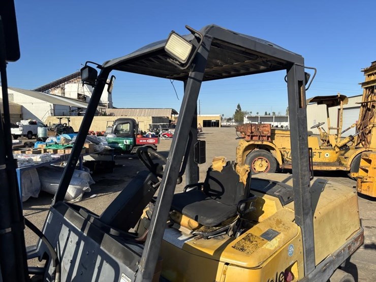 2000-yale-2000-image-15