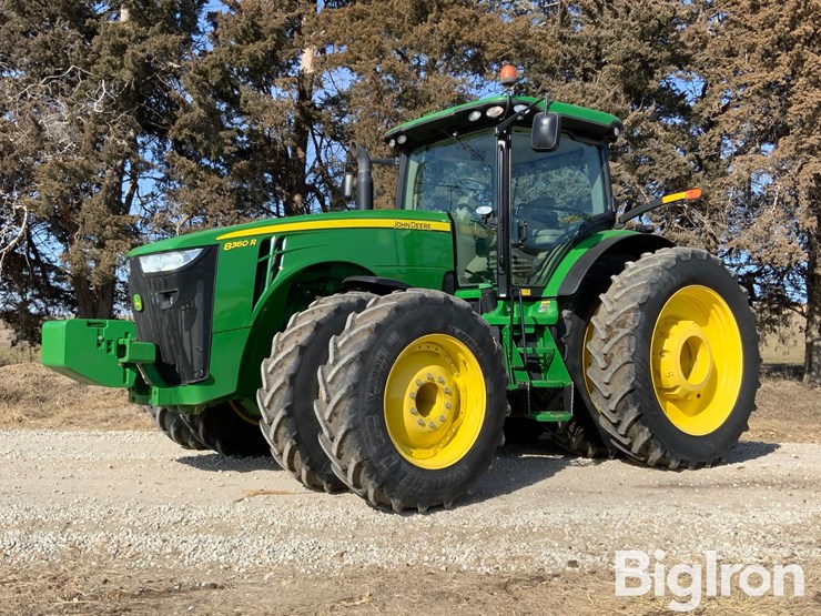2013-john-deere-8360r-image-1