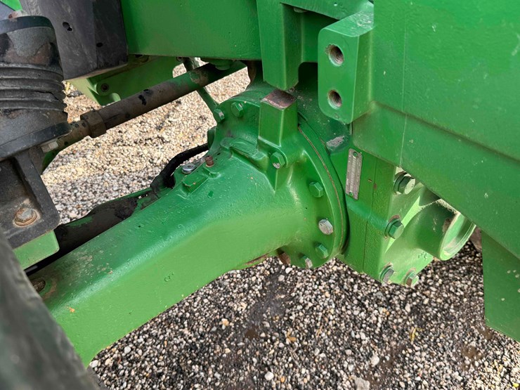 1995-john-deere-8200-image-29