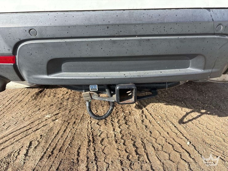 2015-ford-explorer-image-11