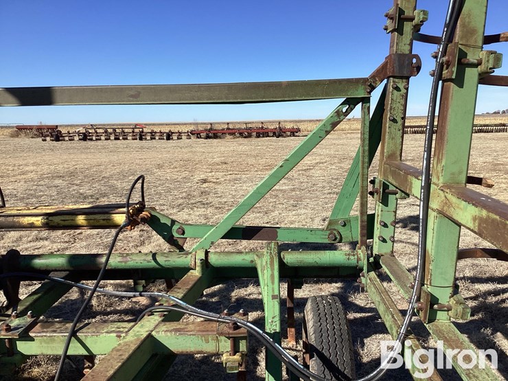 john-deere-1610-image-11