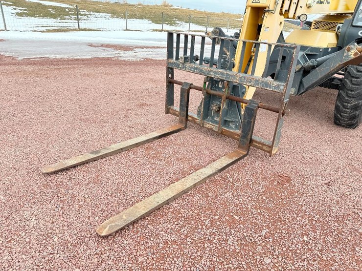 2014-gehl-rs10-55-image-30