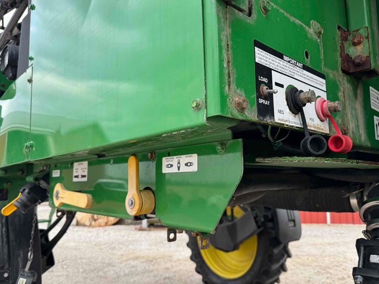 2009-john-deere-4730-image-33