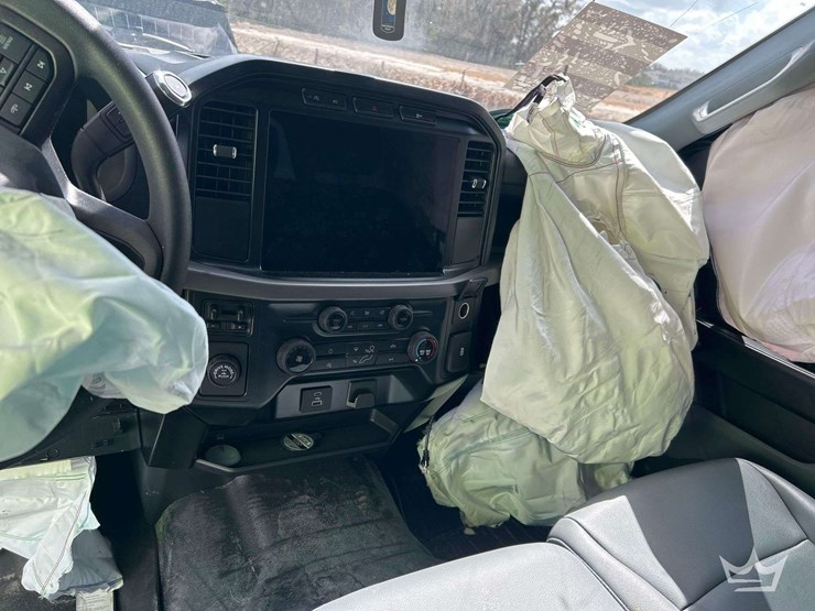 2024-ford-f150-image-14