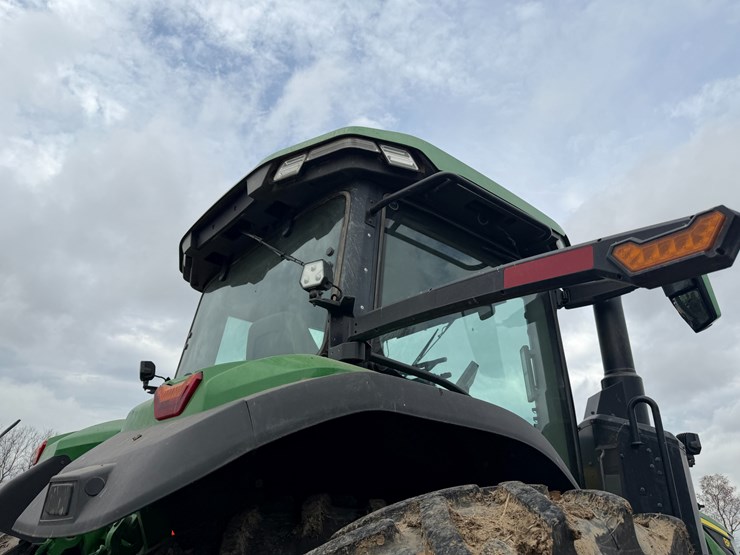 2023-john-deere-8r-310-image-45