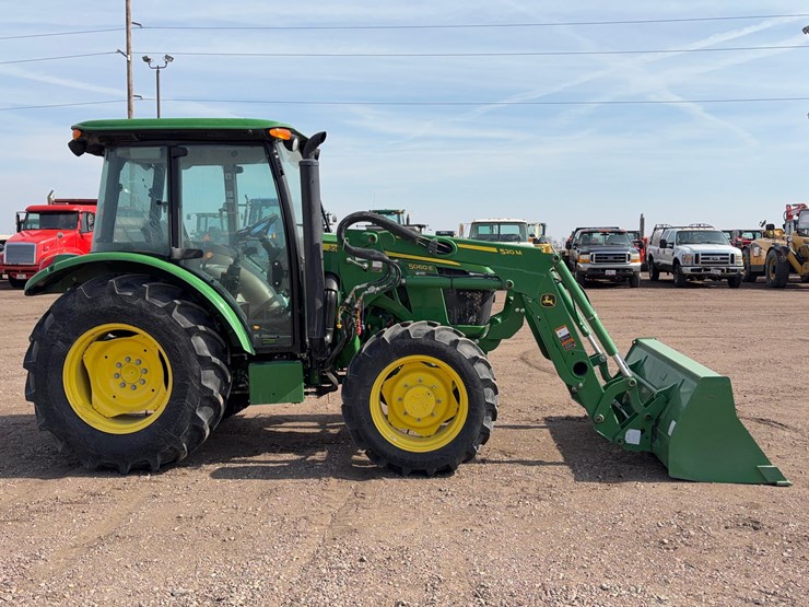 2023-john-deere-5060e-image-3