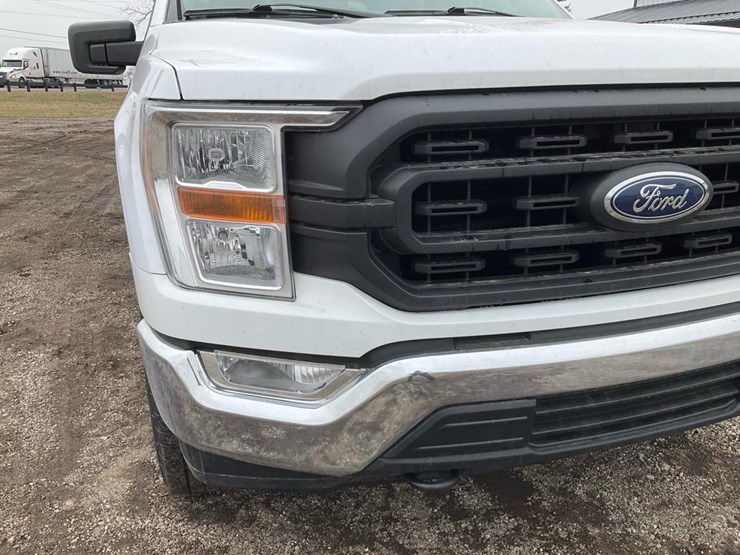 2021-ford-f150-xl-image-10