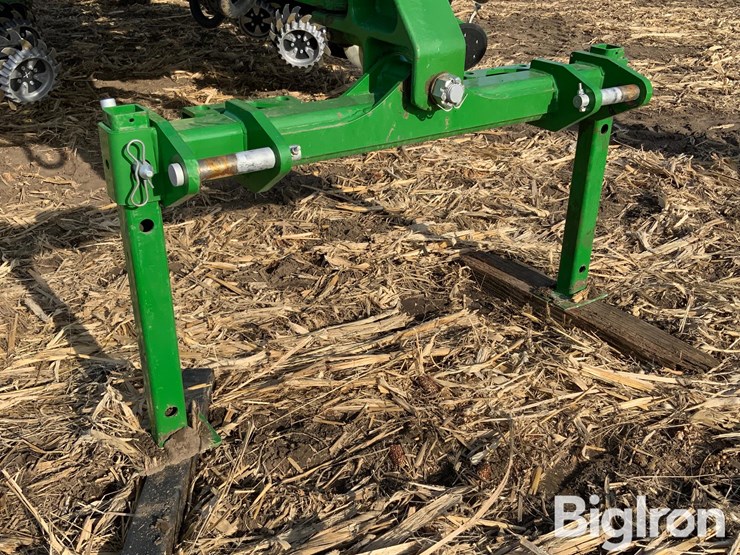 2022-john-deere-1775nt-image-15