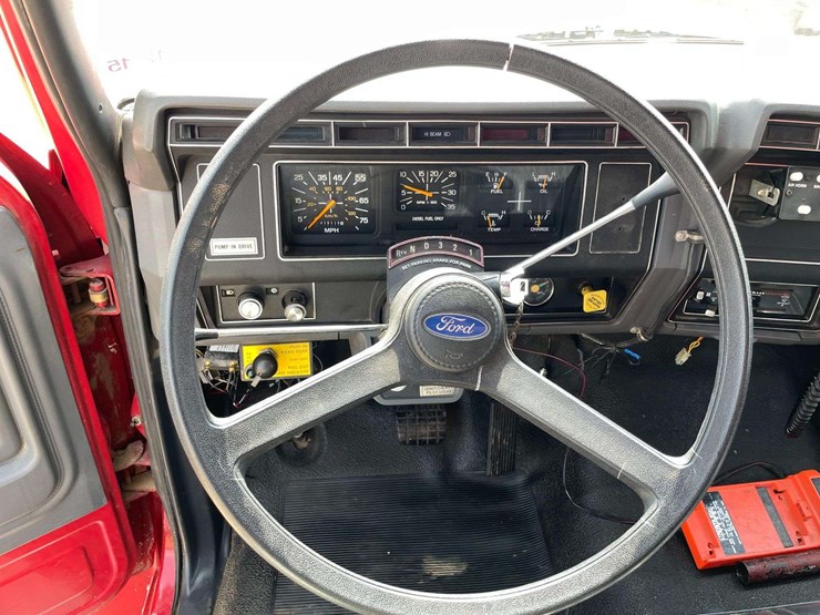 1987-ford-f800-image-12