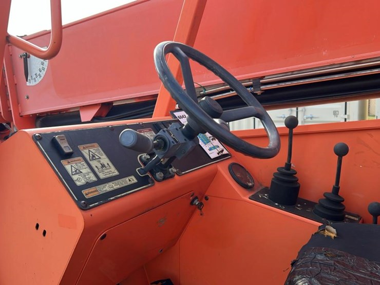 #1200-•-2011-jlg-6042-telehandler-image-11