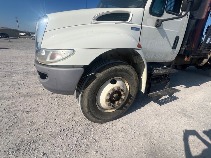 2015-international-4300-image-6