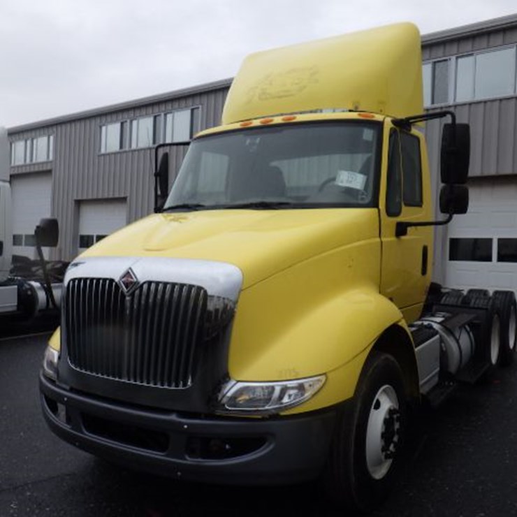 2016 INTERNATIONAL 8600