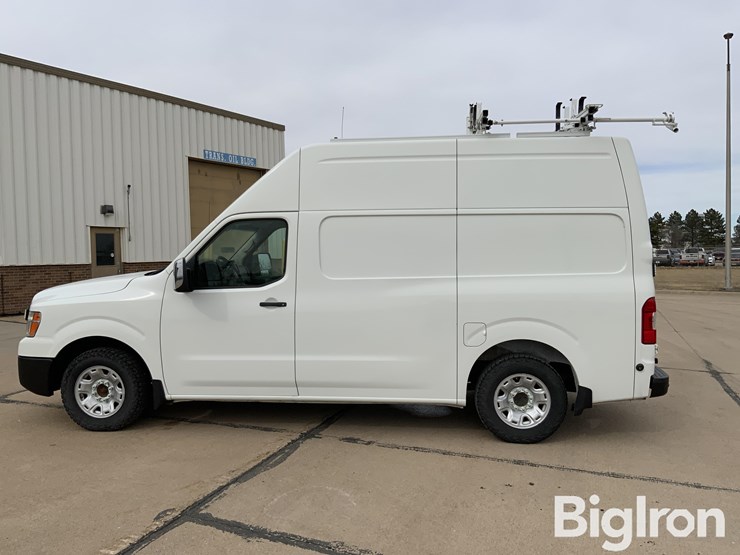 2017-nissan-nv2500-image-8