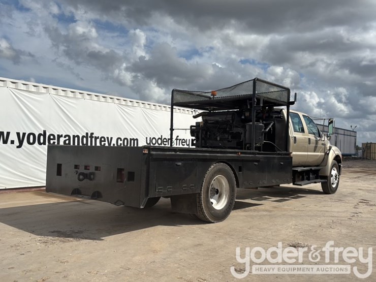 2009-ford-750-image-5