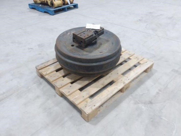 excavator-front-idler-wheel-image-3