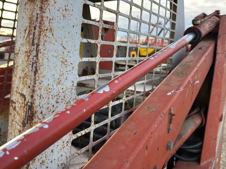 #1155-•-gehl-skid-steer-image-27