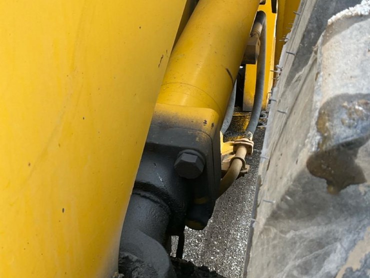 #1400-•-komatsu-wheel-loader-image-23