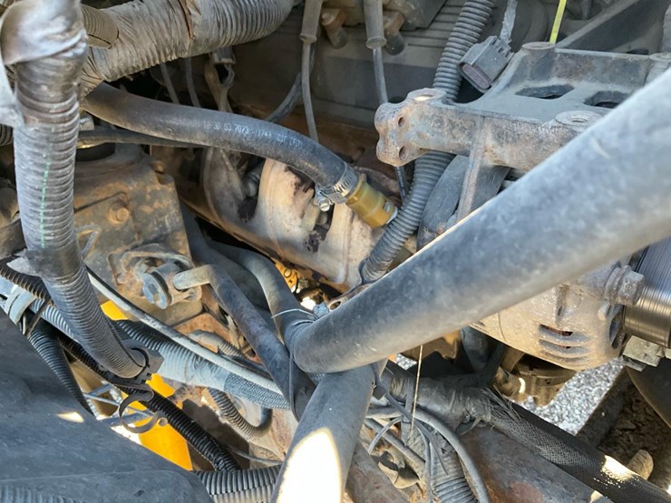 2004-gmc-topkick-image-68