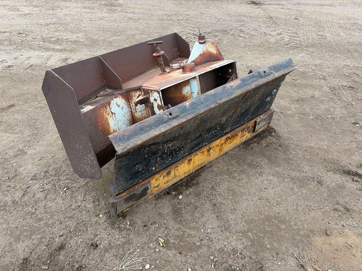 snow-blade-for-skid-steer-image-2