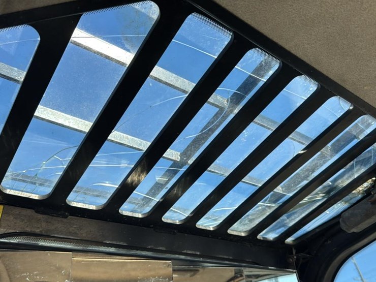 2006-jcb-527-55-image-41