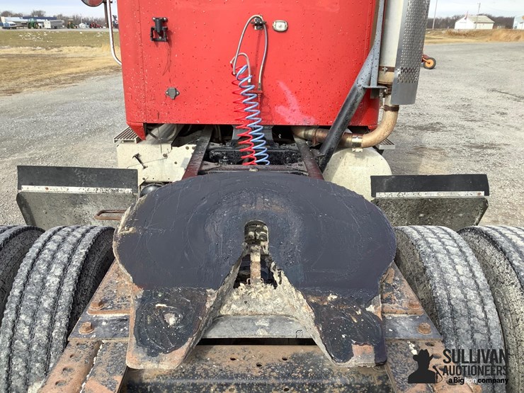 1990-international-f9370-image-9