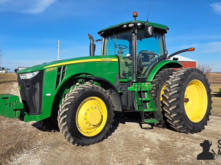 2013-john-deere-8285r-image-1