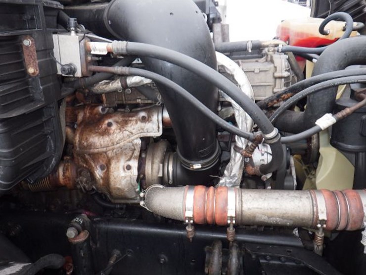 2017-freightliner-cascadia-125-evolution-image-31