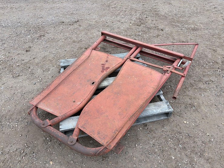 cattle-head-gate-image-1