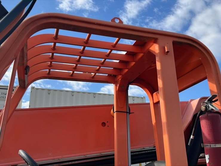 #1200-•-2011-jlg-6042-telehandler-image-21