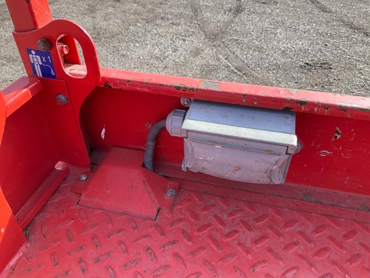 2006-skyjack-sjiii4632-image-41