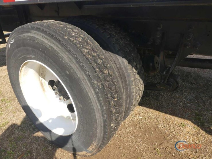 2006-international-durastar-4300-image-7