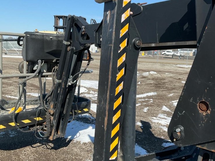 #1250-•-2016-niftylift-sd64d-articulating-boom-lift-image-84