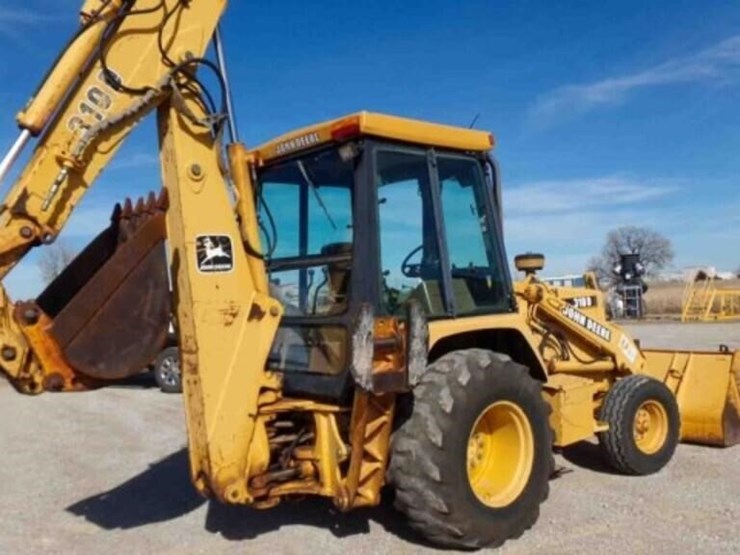 john-deere-310d-image-3