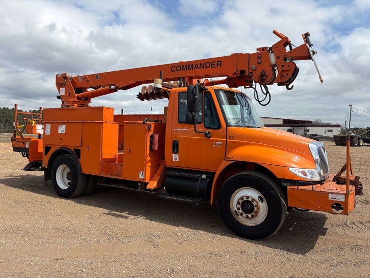 2004-international-durastar-4300-image-4