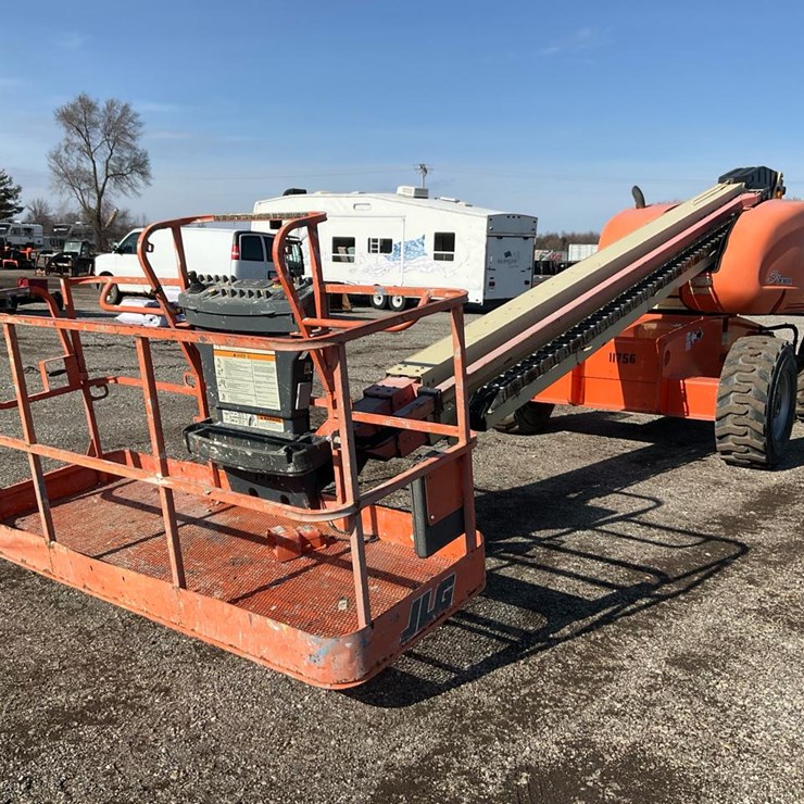 2004 JLG 600S