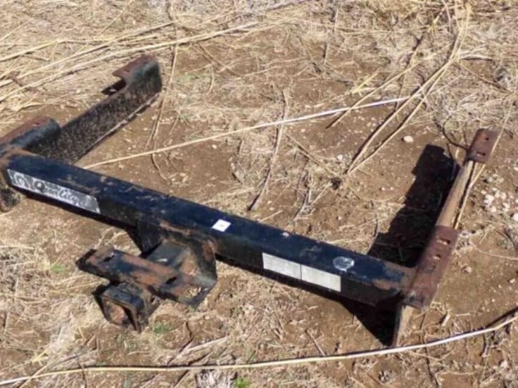 receiver-hitch-bracket-image-2