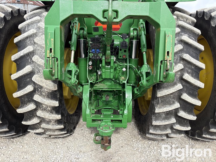 john-deere-8320r-image-9
