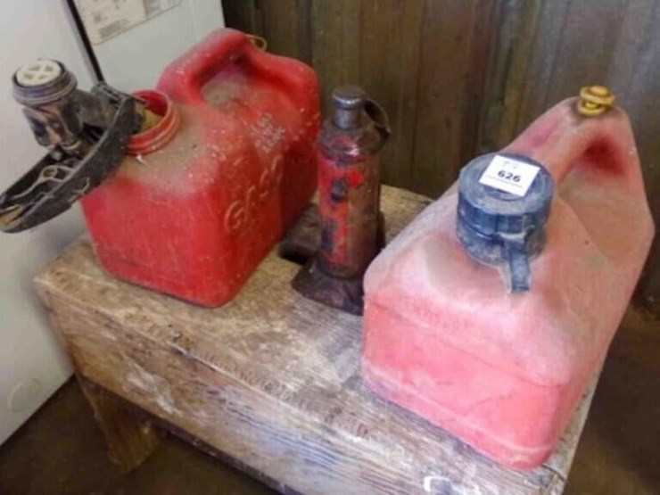 2-small-plastic-fuel-containers,-small-bottle-image-1