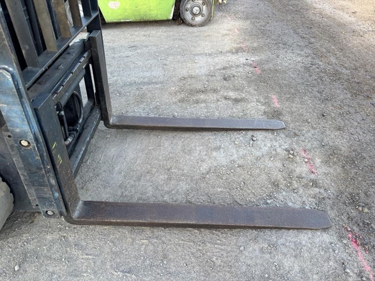 2004-toyota-7fgcu15-image-10