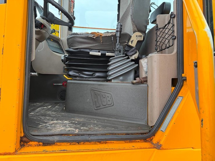 1997-jcb-416b-ht-image-41