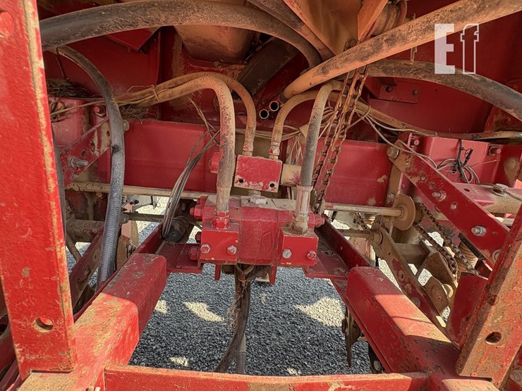 international-800-image-12