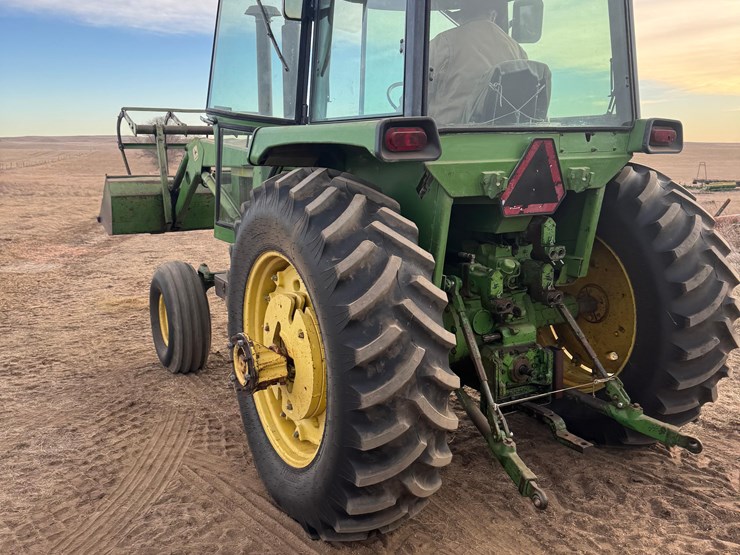 john-deere-4430-image-2