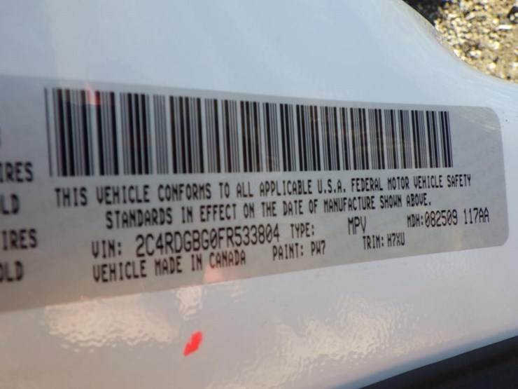 2015-dodge-grand-caravan-image-17