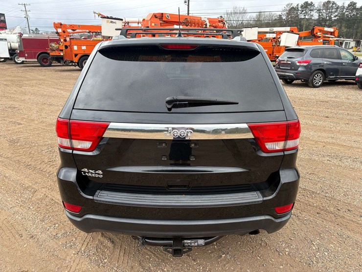 2012-jeep-grand-cherokee-image-6