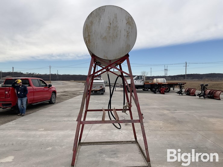 free-standing-300-gal-diesel-tank-image-6