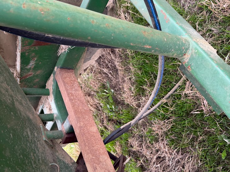 #41023-•-grain-cart-image-39