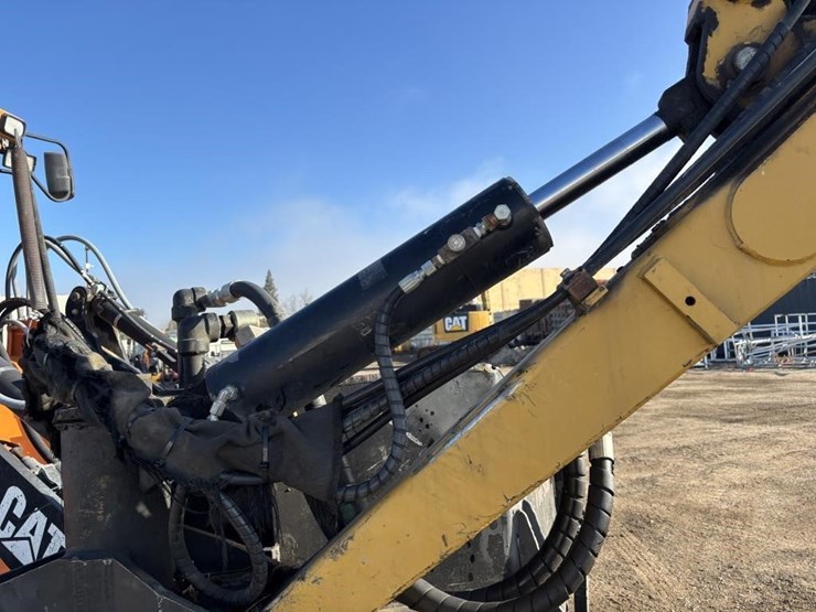 caterpillar-it14g-image-13